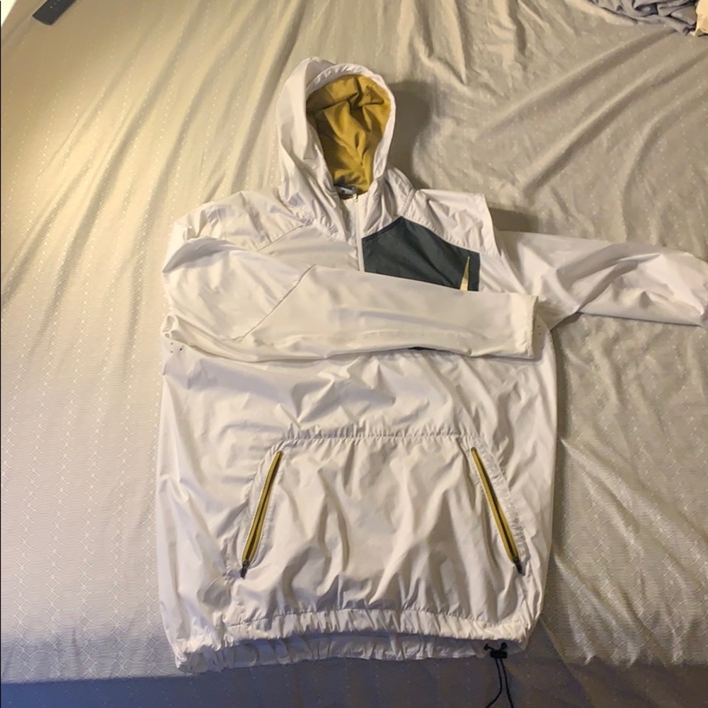 White Nike Windbreaker